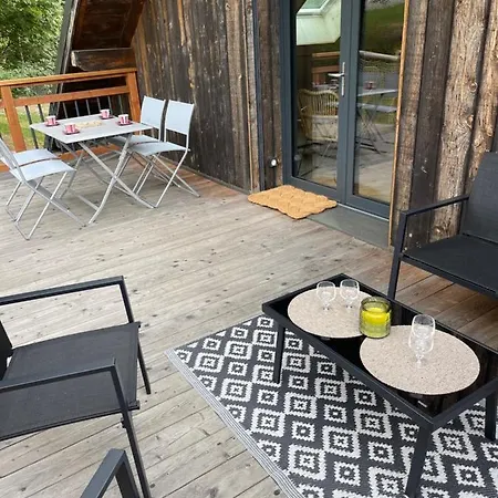 D'hotes Les D'elsa Bed & Breakfast Albiez-Montrond