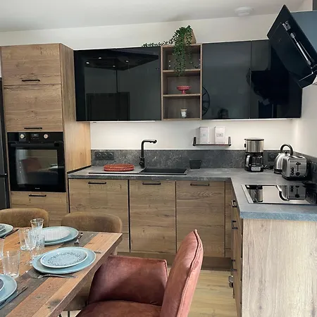 D'hotes Les D'elsa Bed & Breakfast *